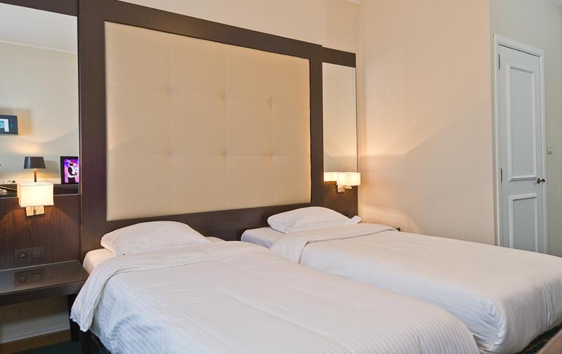 Hotel Plasky Schaerbeek Zimmer foto